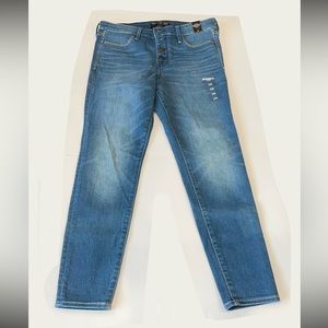 NWT Abercrombie & Fitch Signature Collection Super Skinny Ankle Jean MidRise 27S